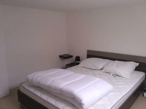 Une Petite Maison de Vacances Entre Dunes Et For�t