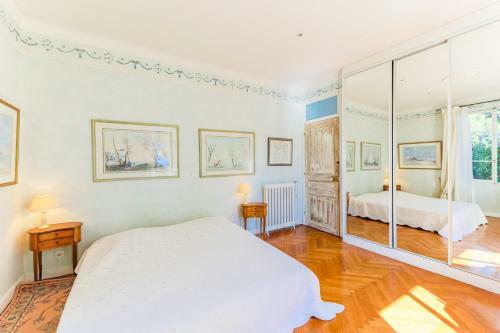 Villa La Brise Du Cap By Riviera Holiday Homes