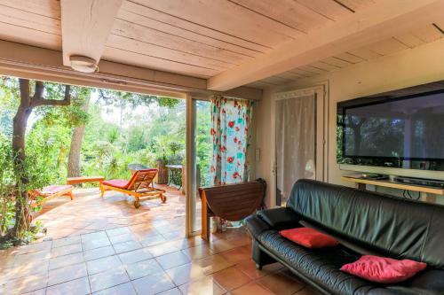 Villa La Brise Du Cap By Riviera Holiday Homes