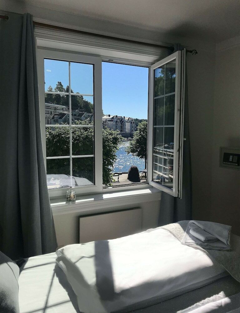 Hotel Tvedestrand Fjordhotell