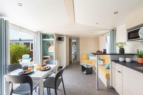 Camping Les Amiaux **** - Maeva