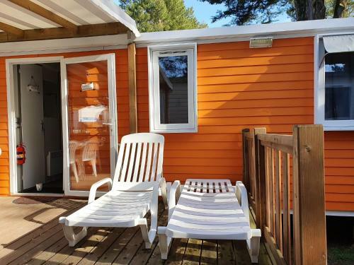 Endearing Mobile Home In Saint-jean-de-mont With Jacuzzi