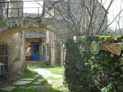 Hostal Gites De La Fabar�de