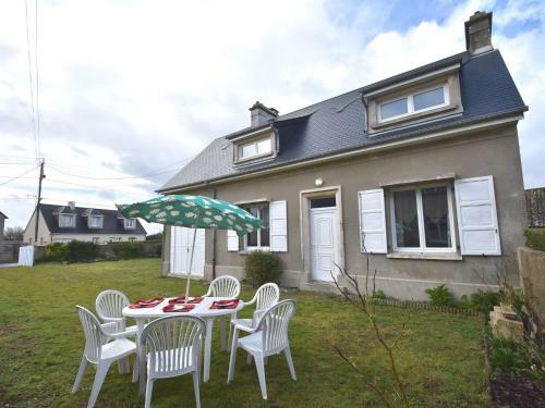Modern Holiday Home Near Sea In Normandy