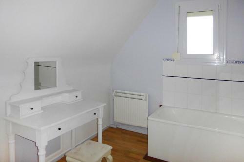 Holiday Home Perros-guirec - Bre02629-f