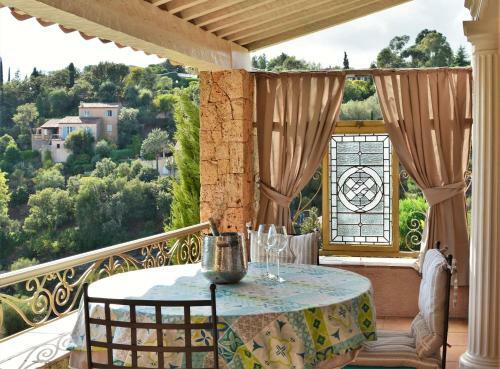 Villa Aurlie Sea View, 600m To Beach And Shops