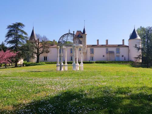 House With 3 Bedrooms In Saint Selve With Wifi