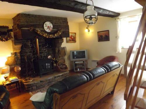 Beautiful 3-bed Cottage In Passais-villages