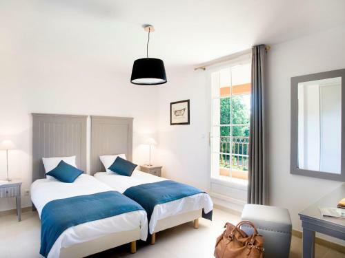 Holiday Home Le Clos Savornin - Ssn114