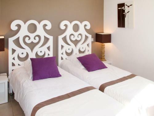 Holiday Home Le Clos Savornin - Ssn114