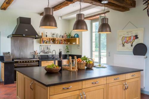 Saint-lary-soulan Chateau Sleeps 21 Pool Wifi
