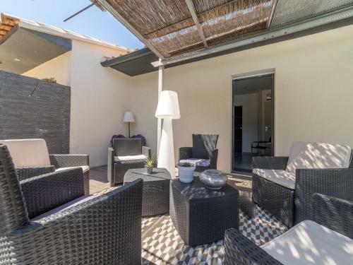 Serene Villa In Saint-victor-la-coste With Private Pool
