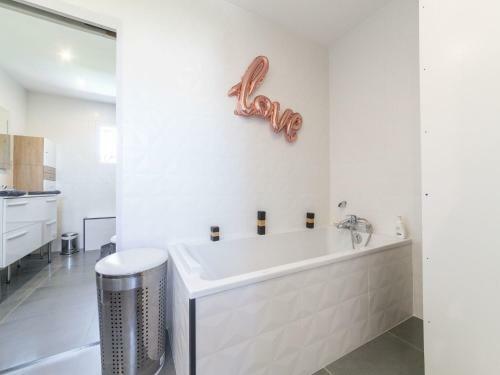 Serene Villa In Saint-victor-la-coste With Private Pool