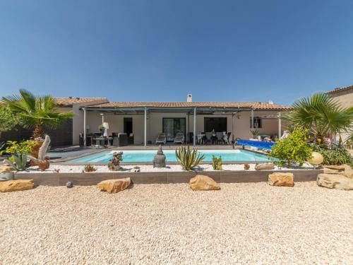 Serene Villa In Saint-victor-la-coste With Private Pool