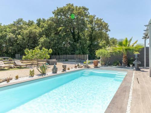 Serene Villa In Saint-victor-la-coste With Private Pool