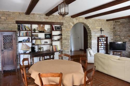 Superbe Demeure Familiale Avec Piscine � Sarzeau