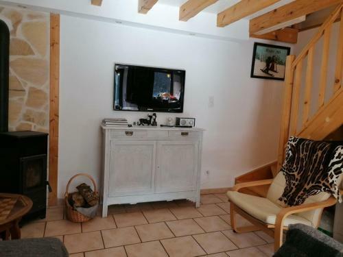 G�te Savignac-les-ormeaux, 3 Pi�ces, 4 Personnes - Fr-1-419-461