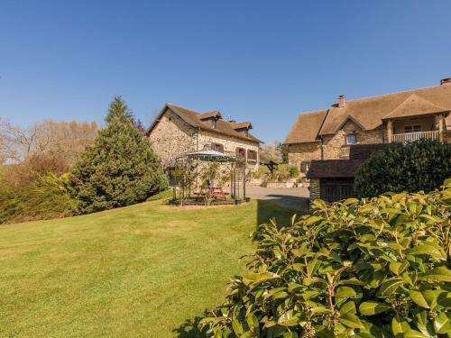 Chic Holiday Home In Segur-le-chateau With Swimming Pool