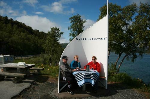 Tjeldsundbrua Hotel
