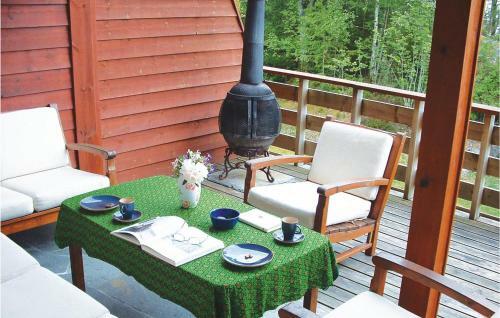 Holiday Home Hatlestrand Hatlestrandsvegen
