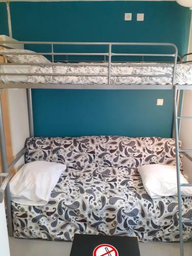 Apartamento To� Location Studio L�o Wifi Fibre Proche Centre