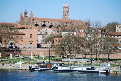 Apartamento Place de La Daurade Capitole Esquirole-wifi-calme