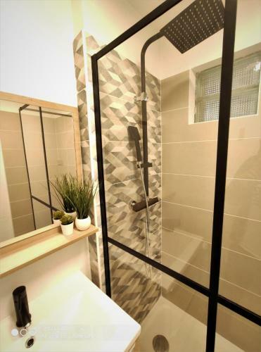 Apartamento L'�glantine - Proche Centre - Free Parking - Airbus