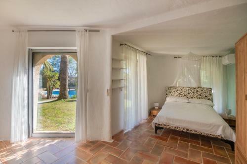 Sophia Antipolis Villa Sleeps 8 Pool Air Con Wifi