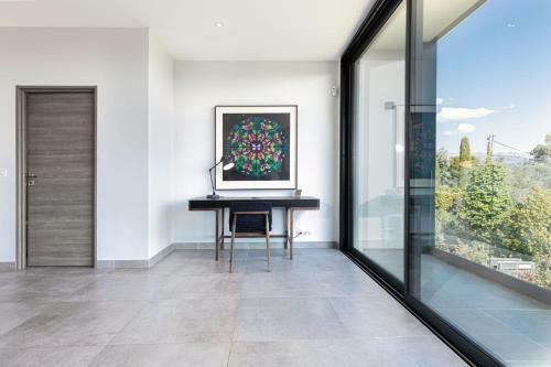 Luxury Villa In Valbonne With Pool And Garden
