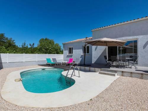 Idyllic Villa In Vallon-pont-d'arc Near Ardeche River