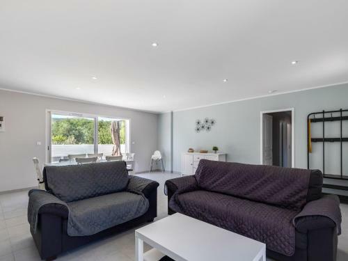 Idyllic Villa In Vallon-pont-d'arc Near Ardeche River