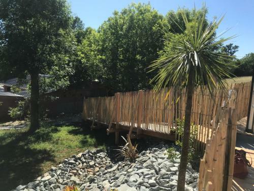 Camping Cot� Lac