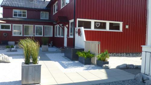 Bed & Breakfast L�vheim Gjestehus