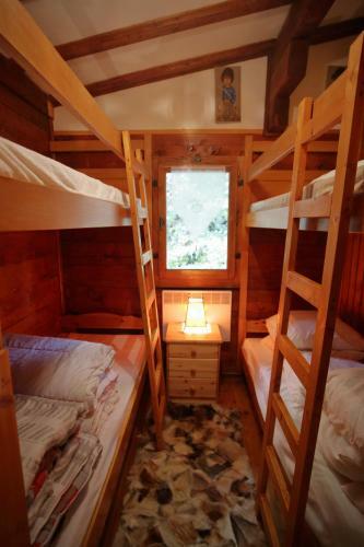 Chalet Beau Tanik 8 Pers Aux Carroz (Chbot)