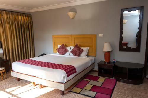 Shaligram Hotel