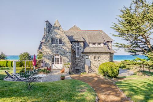Castel Breiz - Maison Exceptionnelle Vue Mer Et Acc�s Direct Plage Fr�hel