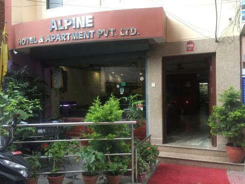 Alpine Hotel & Apartment
