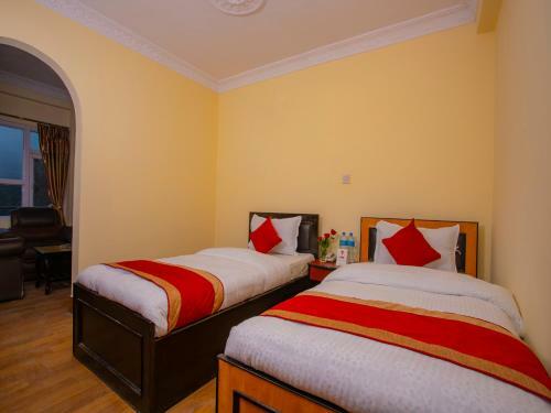 Hostal Grand Millennium Guest House