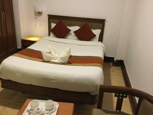 Hotel Trekkers Home