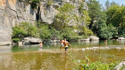 Camping De Chavetourte