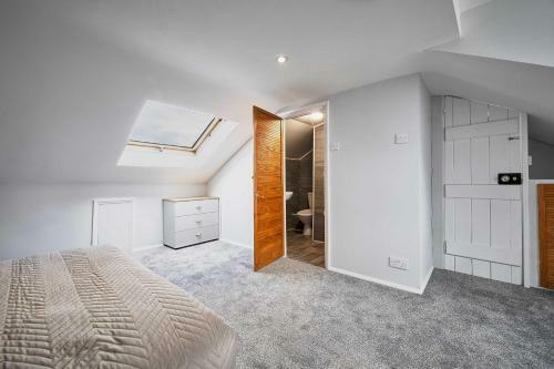 No.1 Dilston Terrace