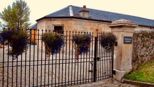 Balmory Stables Luxurious 2 Bed Stable Conversion