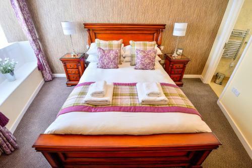 The George Hotel