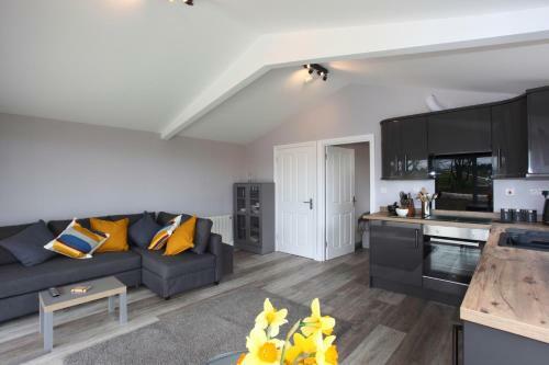Deerfin Rentals Private Chalet With Hot Tub