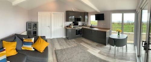 Deerfin Rentals Private Chalet With Hot Tub