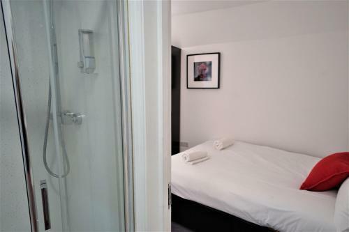 Hostal Tbh Guest House