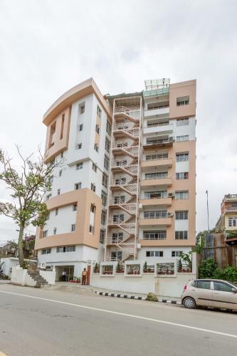 Retreat Serviced Apartment