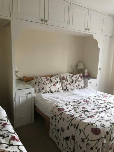 Bed & Breakfast Garstoncottage