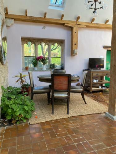 Hostal The Hideaway At The Old Barn