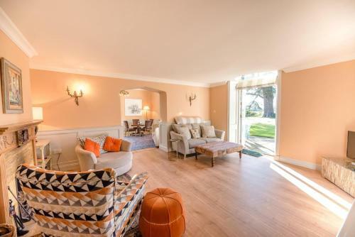 The Coach House Geldeston Air Manage Suffolk